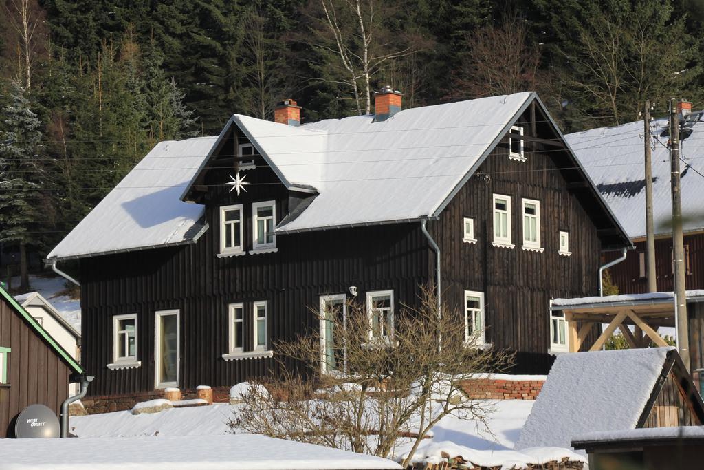 Ferienhaus Anno Dazumal, Wie Zu Oma'S Zeiten Leilighet Klingenthal Rom bilde