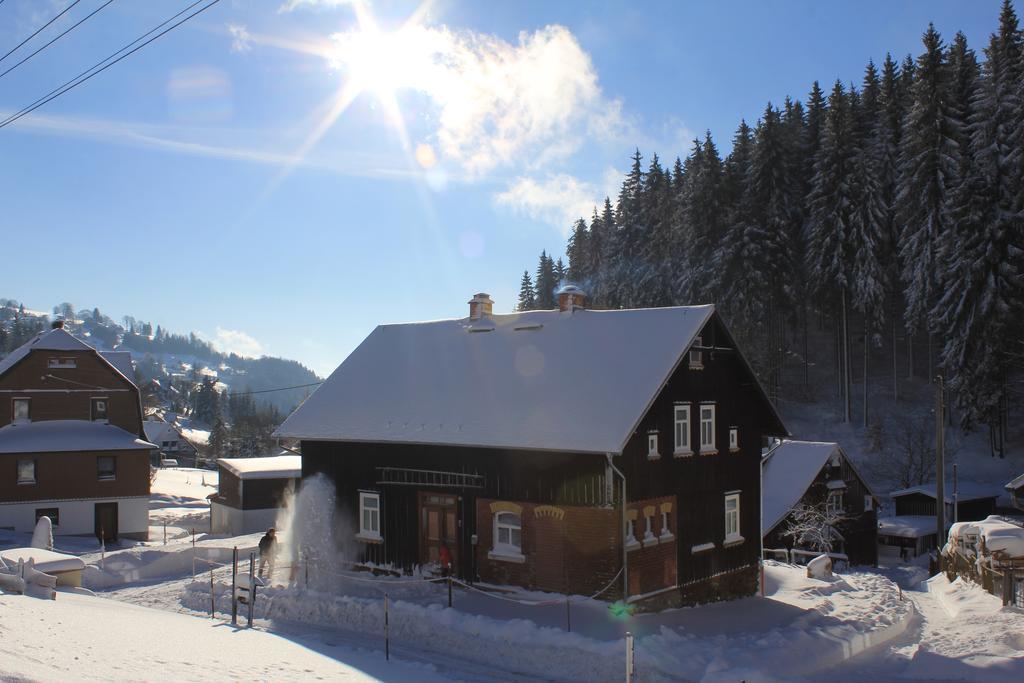 Ferienhaus Anno Dazumal, Wie Zu Oma'S Zeiten Leilighet Klingenthal Rom bilde