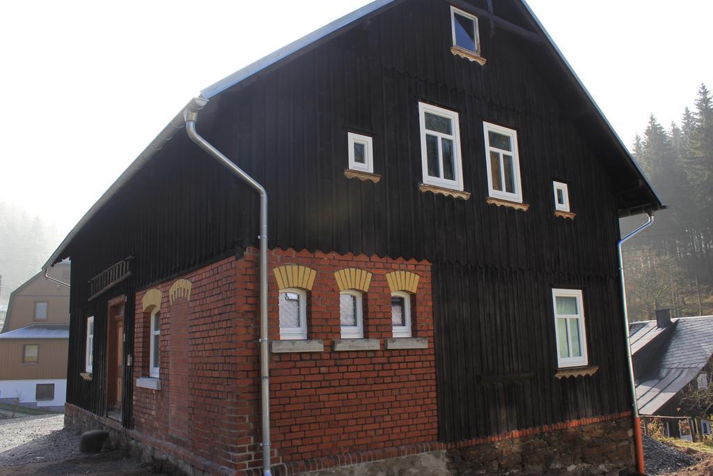 Ferienhaus Anno Dazumal, Wie Zu Oma'S Zeiten Leilighet Klingenthal Eksteriør bilde