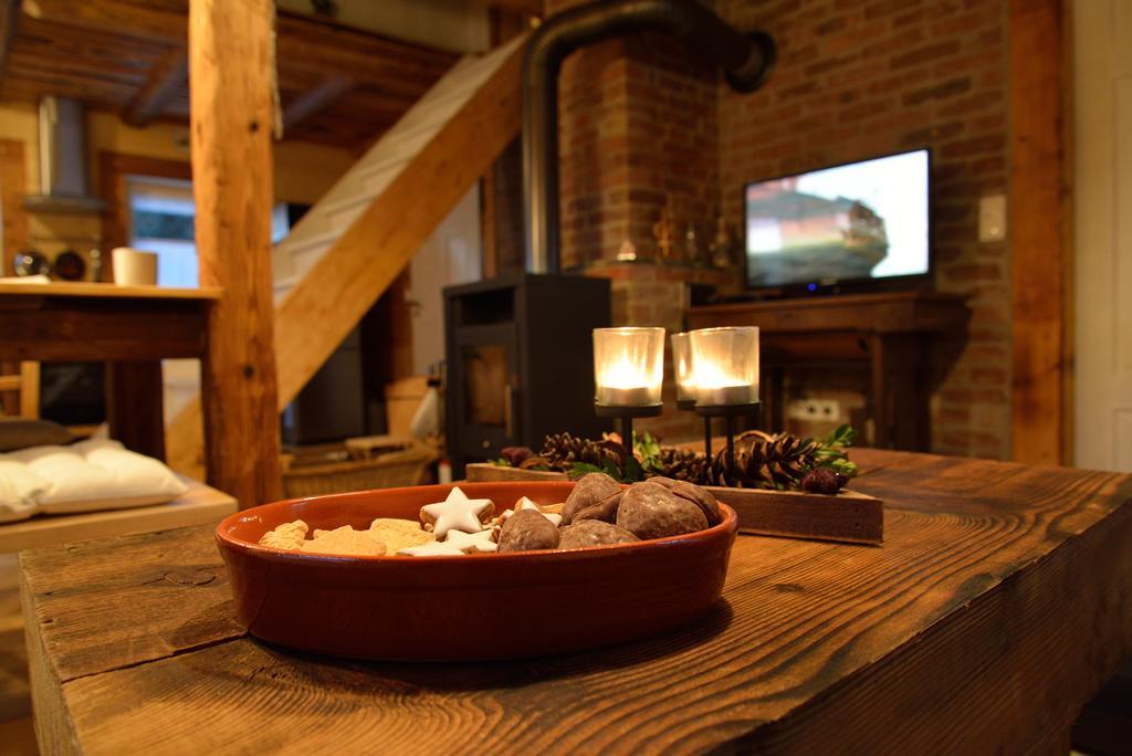 Ferienhaus Anno Dazumal, Wie Zu Oma'S Zeiten Leilighet Klingenthal Rom bilde