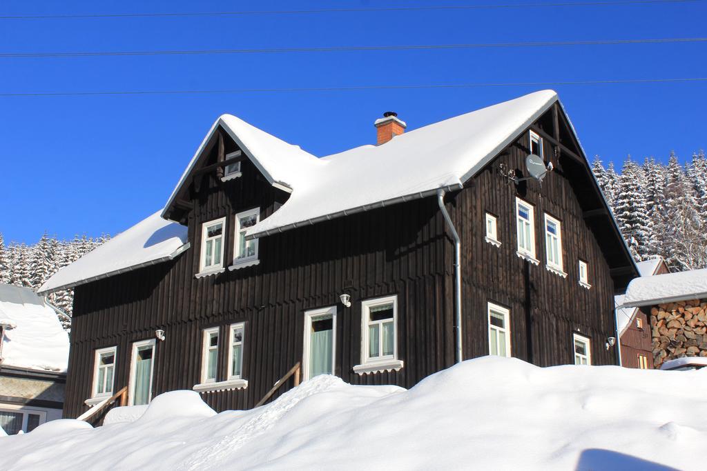 Ferienhaus Anno Dazumal, Wie Zu Oma'S Zeiten Leilighet Klingenthal Eksteriør bilde