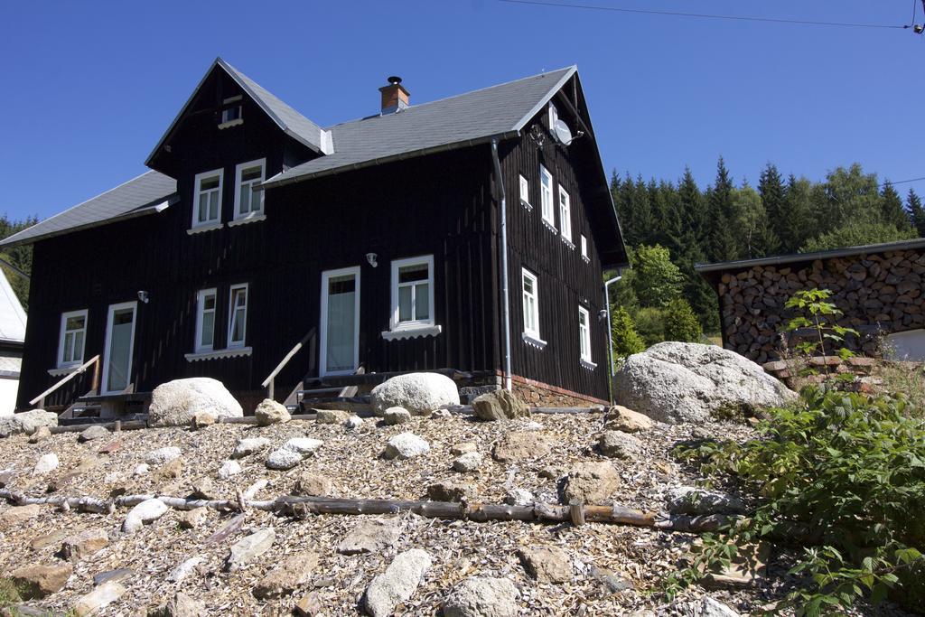 Ferienhaus Anno Dazumal, Wie Zu Oma'S Zeiten Leilighet Klingenthal Eksteriør bilde