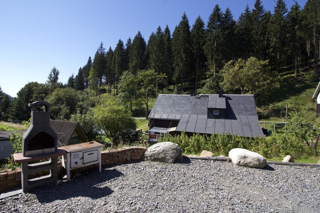 Ferienhaus Anno Dazumal, Wie Zu Oma'S Zeiten Leilighet Klingenthal Eksteriør bilde